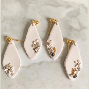 Jewelry artist is inspired by flora